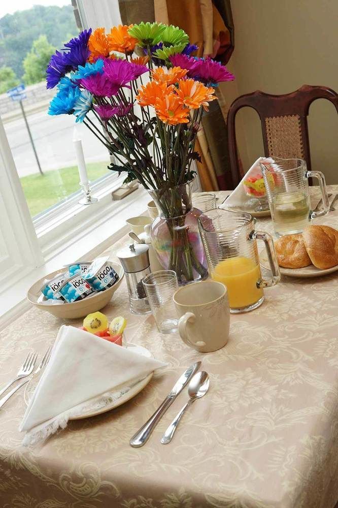 Bed and Breakfast Butterfly Manor Ниагара-Фолс Экстерьер фото